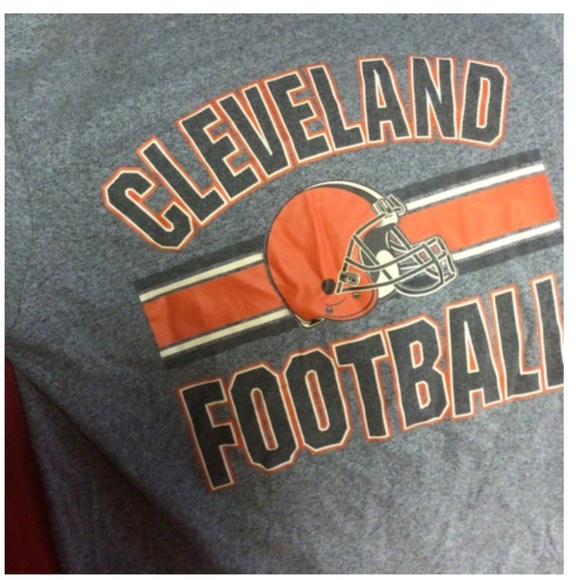 NFL CLEVELAND Browns tshirt - Picture 2 of 2